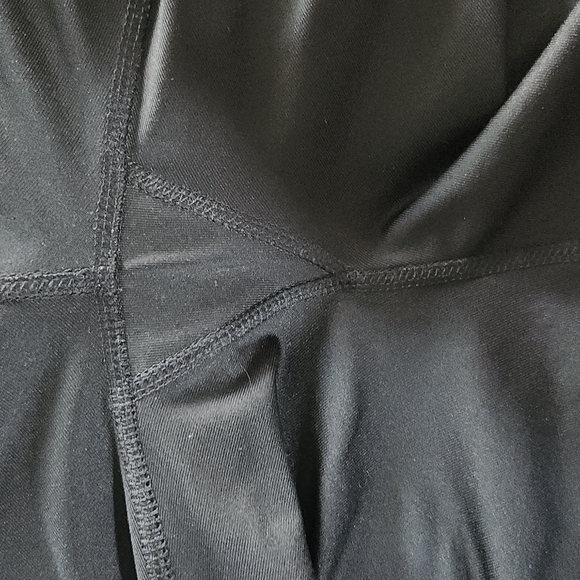 ADIDAS Running Rights - Picture 7 of 8